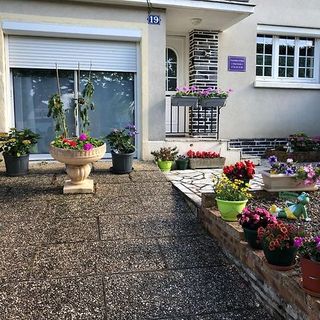 לינה וארוחת בוקר Doué-la-Fontaine « Chez Annie » מראה חיצוני תמונה